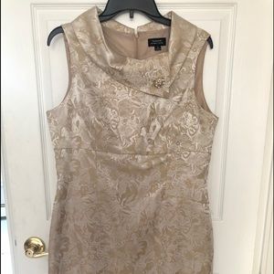 Tahari Arthur s Levine gold cocktail dress